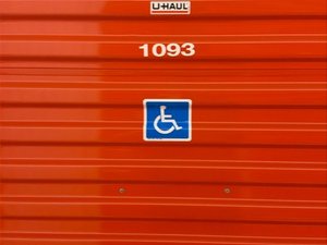 5 x 10 storage unit in Roseville, MI