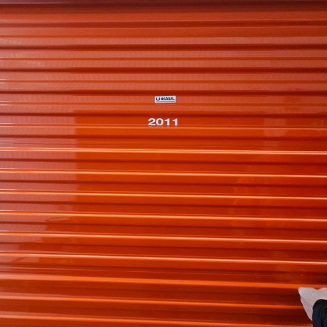 10 x 13 storage unit in Flint, MI