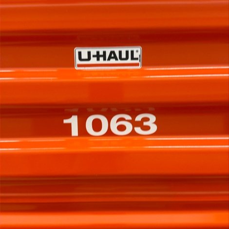 10 x 10 storage unit in Warren, MI
