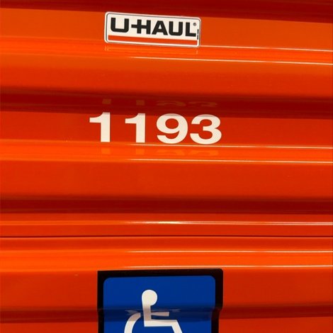 10 x 10 storage unit in Warren, MI