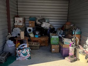 10 x 10 storage unit in Pine Grove, PA