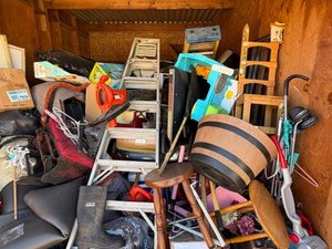 5 x 5 storage unit in Elk Grove, CA
