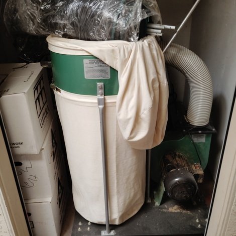 5 x 7 storage unit in Vista, CA