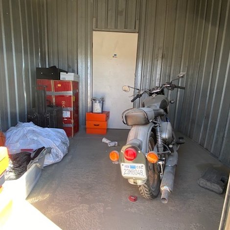 10 x 10 storage unit in North Las Vegas, NV