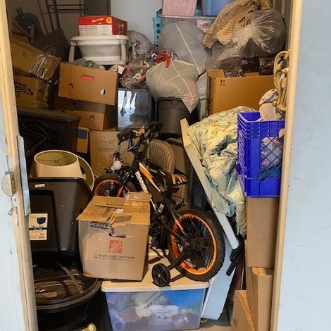 10 x 10 storage unit in North Las Vegas, NV