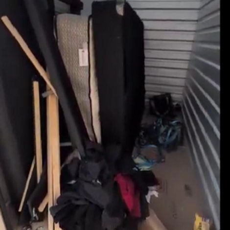 5 x 10 storage unit in A Pasadena, TX