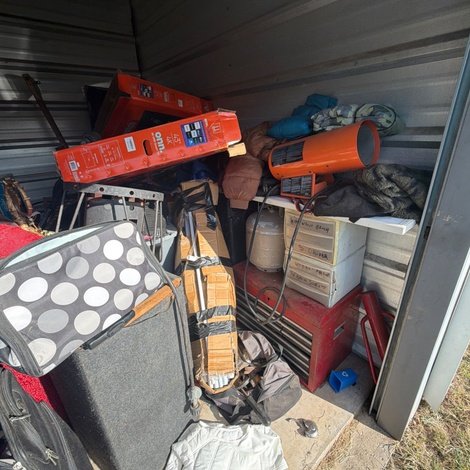 10 x 10 storage unit in Tolar, TX