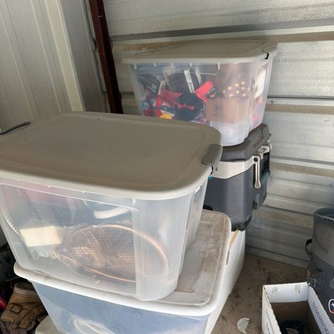 10 x 10 storage unit in Tolar, TX