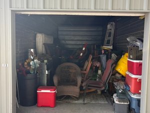10 x 25 storage unit in Unknown, TX