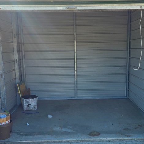 10 x 10 storage unit in Detroit Lakes, MN