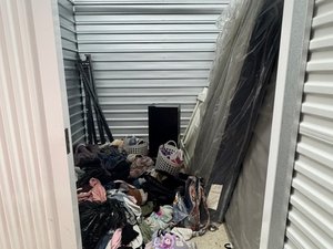 10 x 10 storage unit in Florence, SC
