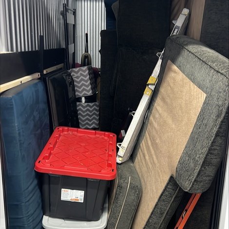 5 x 10 storage unit in Newark, DE