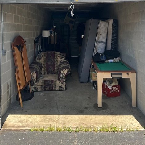 20 x 10 storage unit in Lawrence, IN