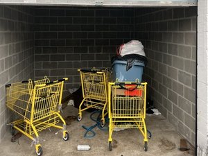 10 x 10 storage unit in Lawrence, IN