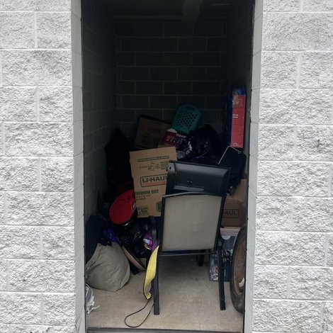 5 x 10 storage unit in Lawrence, IN