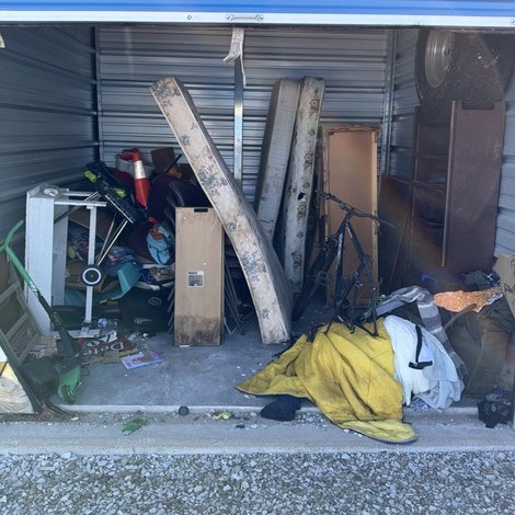 10 x 10 storage unit in Unknown, IN