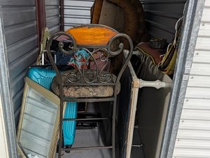 5 x 10 storage unit in Unknown, TX