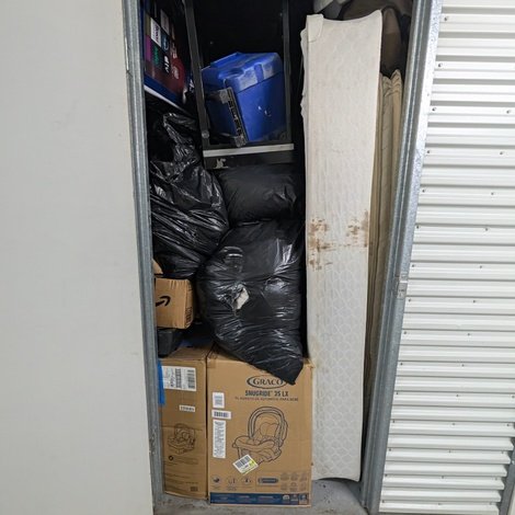 5 x 5 storage unit in Unknown, TX