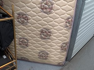 5 x 10 storage unit in Unknown, TX