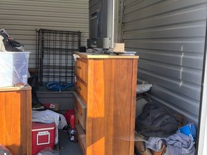 10 x 10 storage unit in Mount Clemens, MI