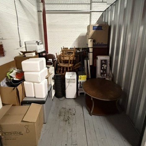 8 x 10 storage unit in Providence, RI