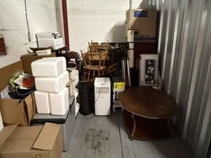 8 x 10 storage unit in Providence, RI