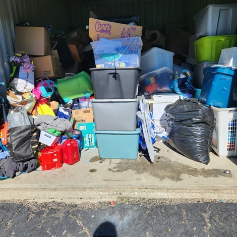 10 x 15 storage unit in Rumford, RI