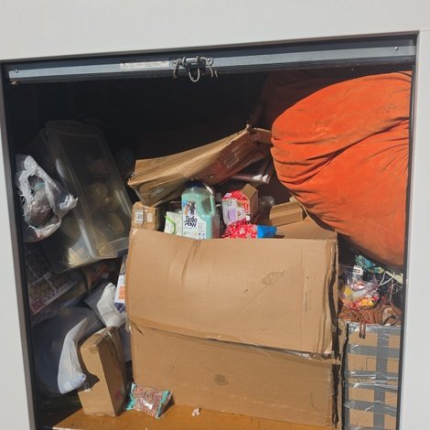 10 x 8 storage unit in Mt Holly, NC