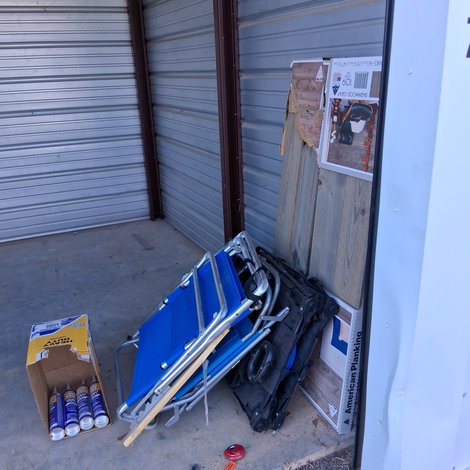 10 x 10 storage unit in Dallas, NC