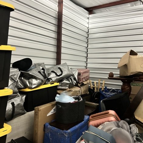 10 x 15 storage unit in Unknown, TX