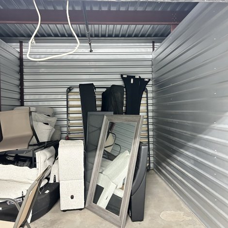 10 x 15 storage unit in Unknown, TX
