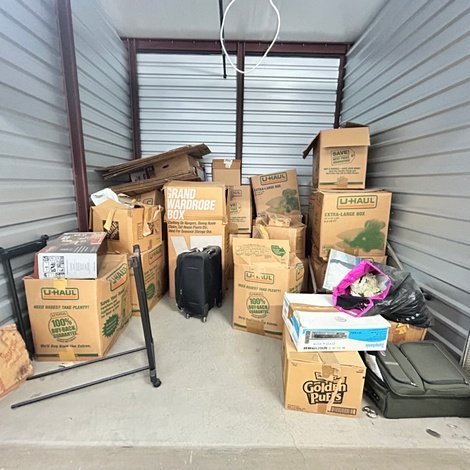 10 x 10 storage unit in Unknown, TX