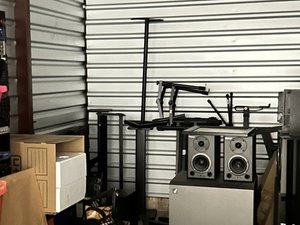 10 x 20 unit in Unknown