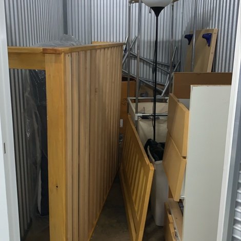 5 x 10 storage unit in Chicago, IL
