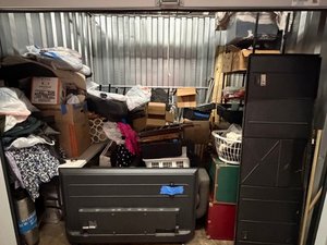 10 x 10 storage unit in Unknown, NC