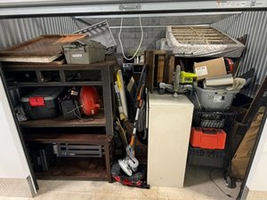 12 x 12 storage unit in NW Canton, OH