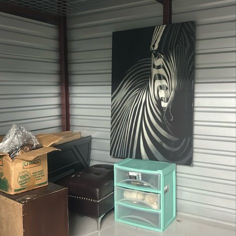 10 x 10 storage unit in Plano, TX