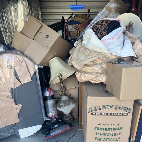 10 x 10 storage unit in Columbia, MD