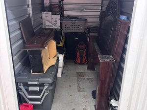 5 x 10 storage unit in Lawrenceville, GA