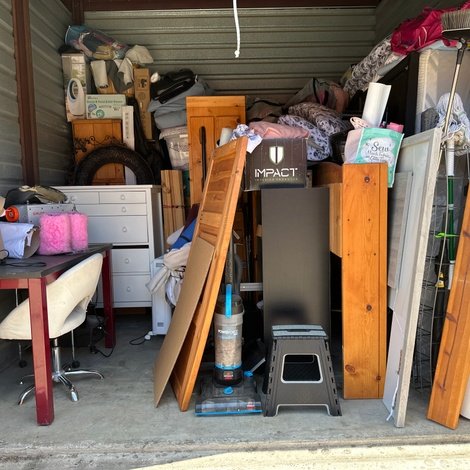 10 x 10 storage unit in Unknown, TX