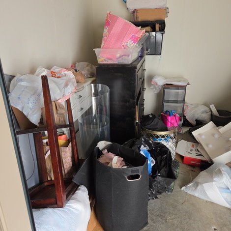 10 x 10 storage unit in Henrico, VA