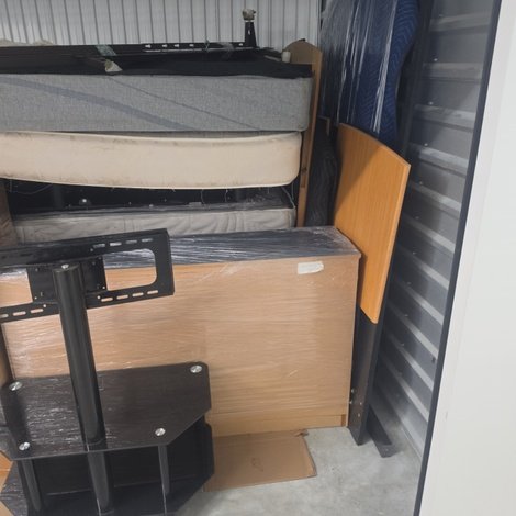 8 x 10 storage unit in Unknown, FL