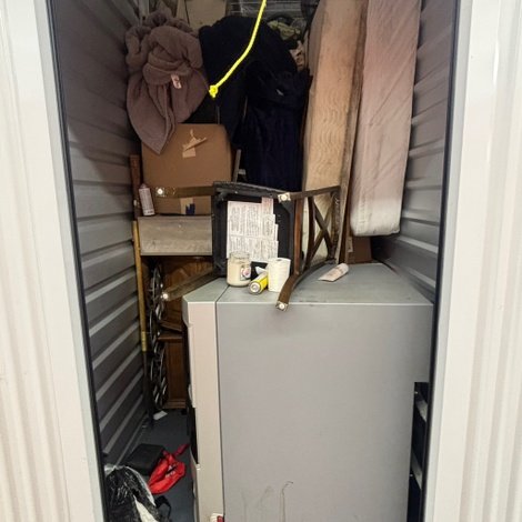 5 x 10 storage unit in Santa Clara, CA