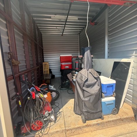 10 x 15 storage unit in Greenville, SC