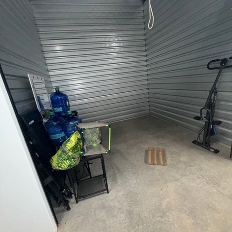 10 x 10 storage unit in Greenville, SC