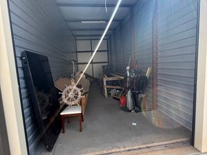 10 x 30 unit in Greenville