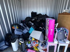 10 x 10 storage unit in Sophia, NC