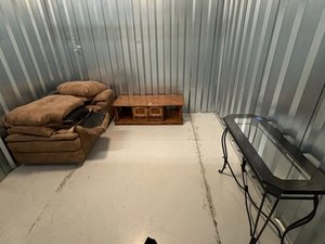 10 x 10 unit in Drive Reidsville