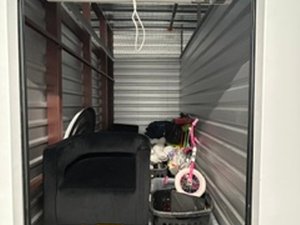 5 x 10 unit in Lehigh Acres