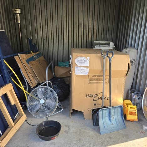 10 x 10 storage unit in North Reading, MA